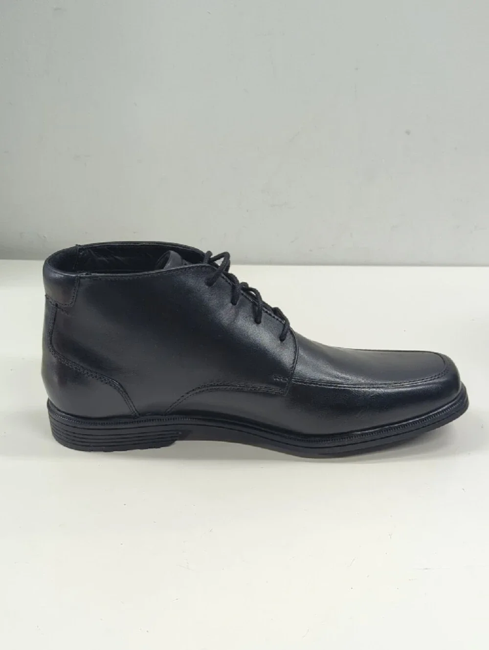 New Rockport Men's Taylor Chukka Black Leather Lace Up Waterproof Boots Size 11
